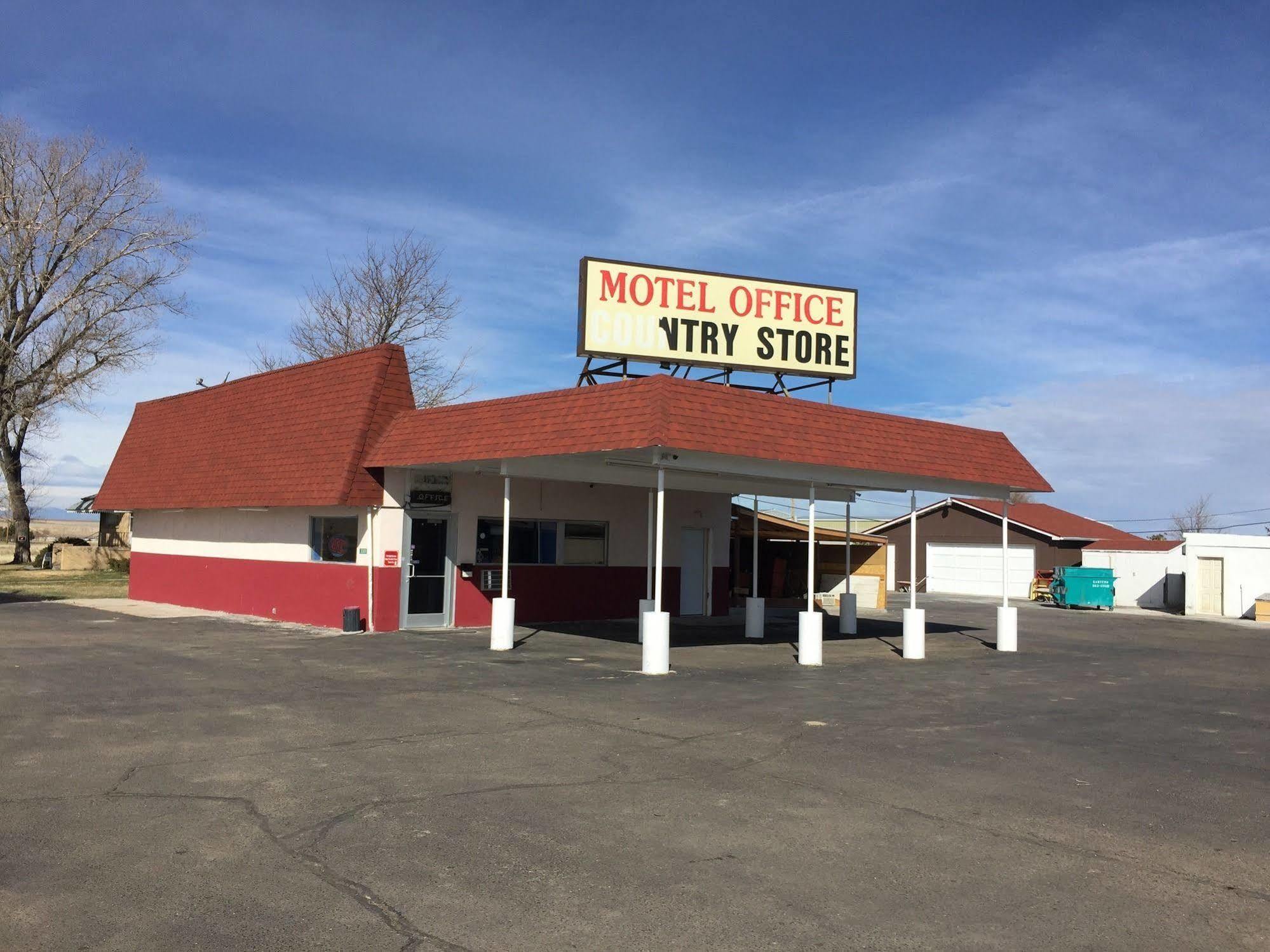 Country Manor Motel Watkins Exterior foto